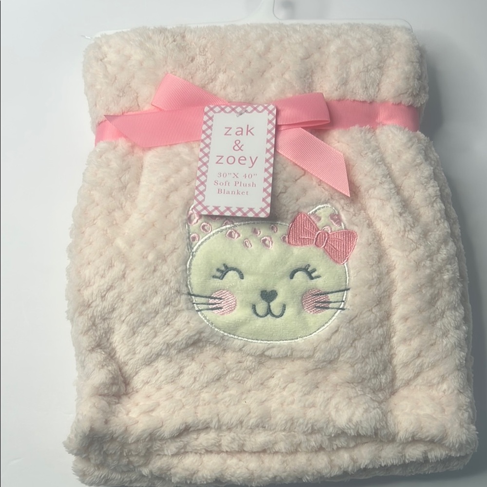 Zack & Zoey Cream Plush Kids Blanket